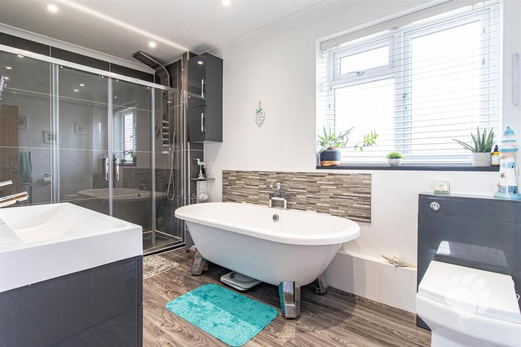 Bathroom Suite