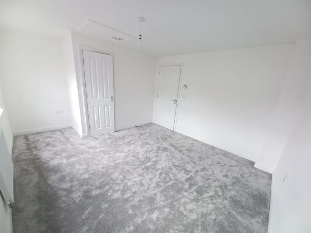 Bedroom 2.jpeg