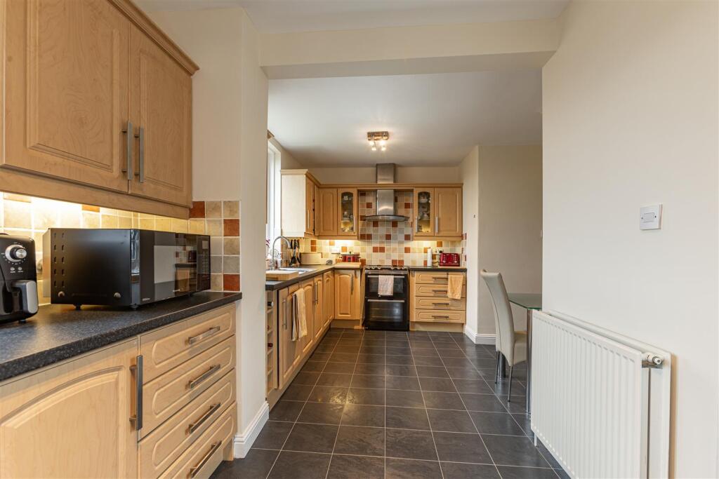 64 Forest Gardens Galashiels 12.JPG