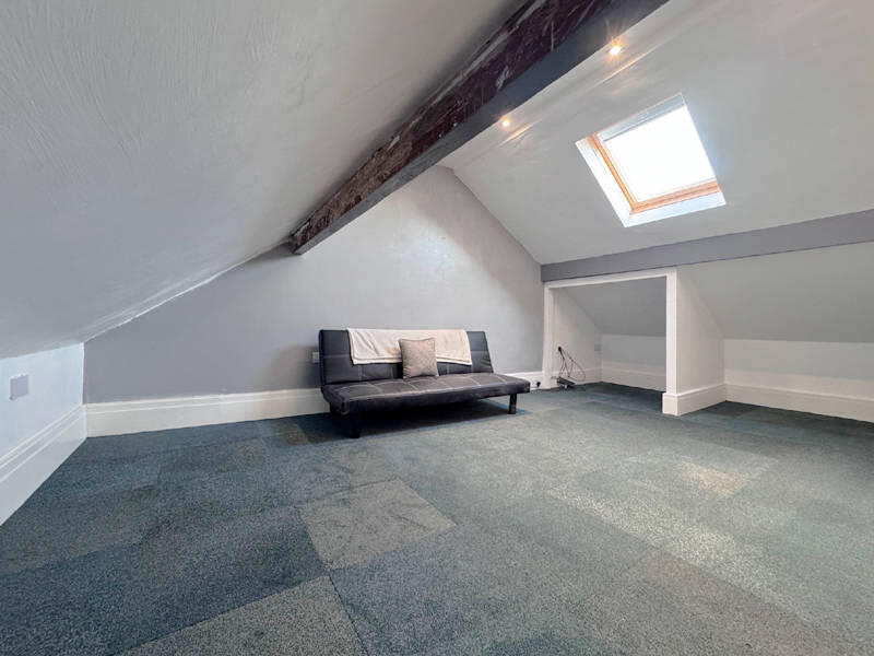 ALEXANDRA ROAD - THORNTON CLEVELEYS - FY5 5DB