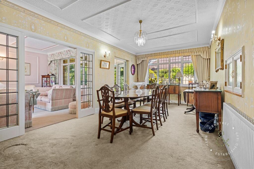 Rhiwbina Hill, Hern Crabtree (26).jpg