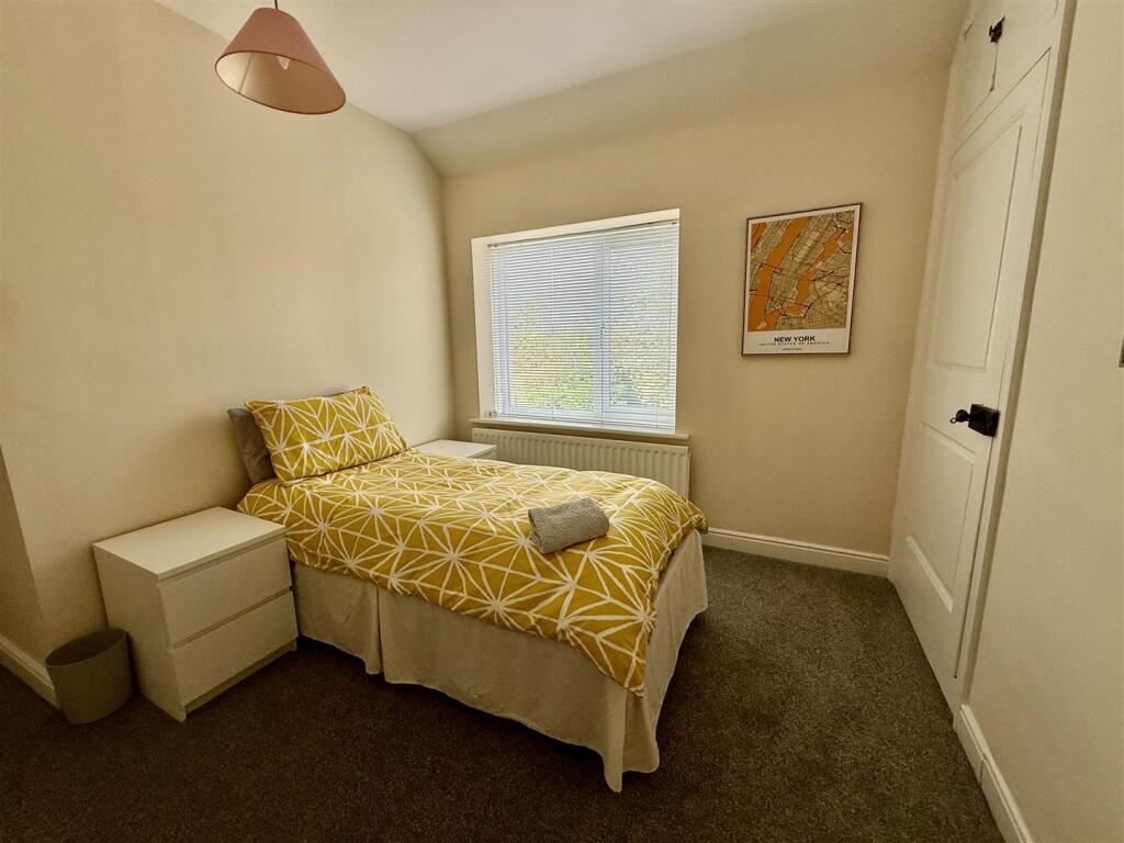 BEDROOM TWO