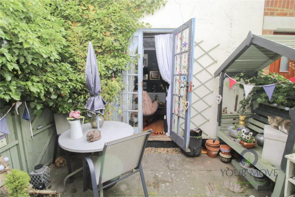 Courtyard Garden