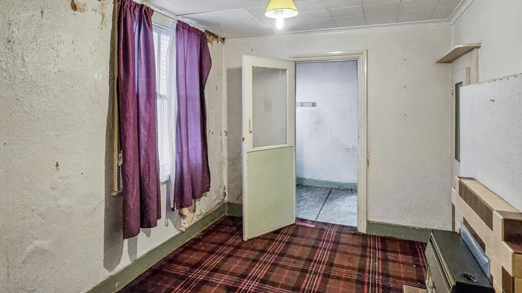 10 Brouncker Road, Acton, London W3 8AQ