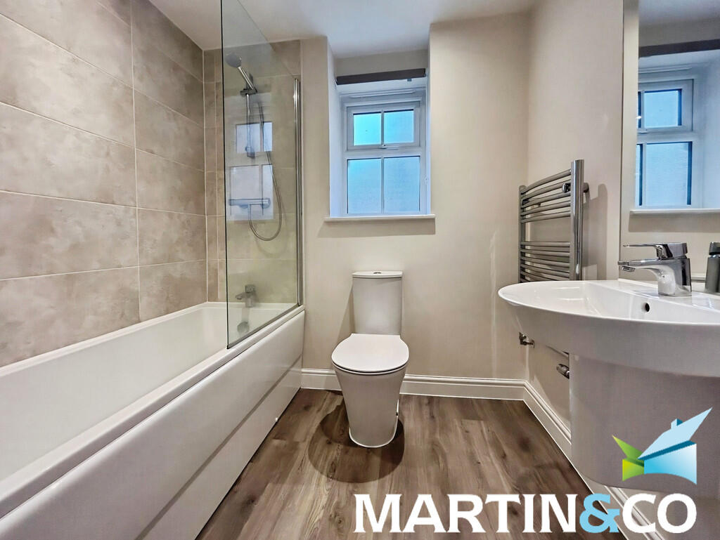 cc3ef77a-IMG-2025...