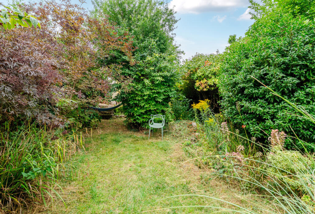 1327780-18-689cab...