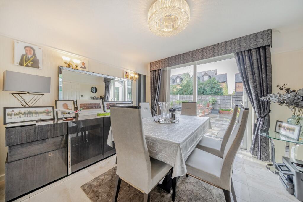 1372250-2-68ff750a3be21