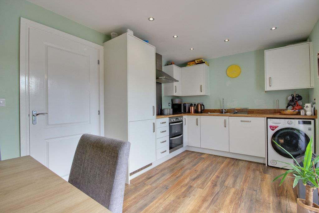 Contemporary Dining Kitchen