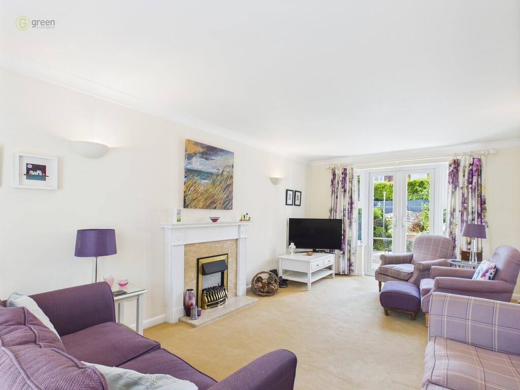 CAM03830G0-PR0180...