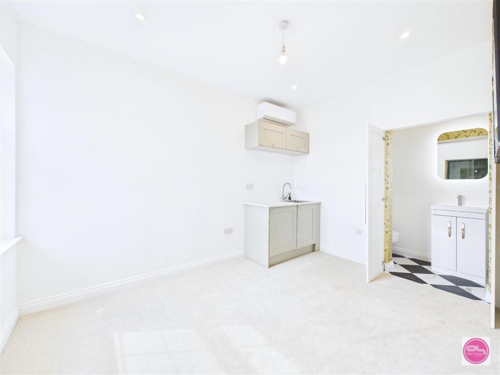 Charnwood Road HMO, Shepshed (25).jpg