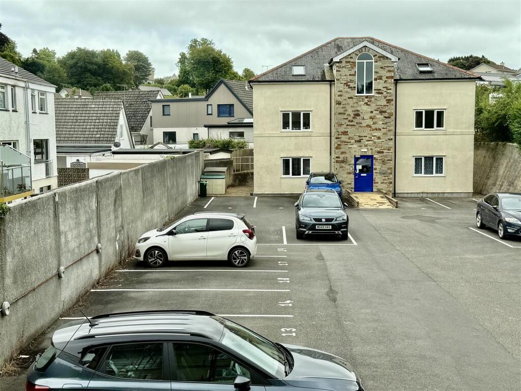 Carpark (2).JPG