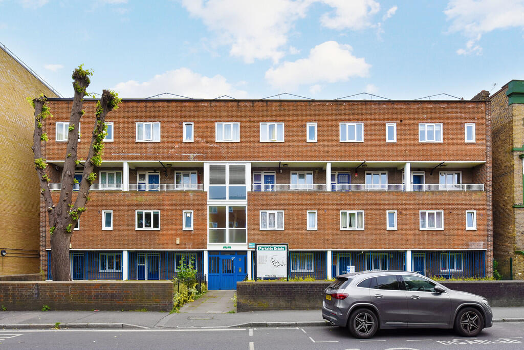 161 Victoria Park...