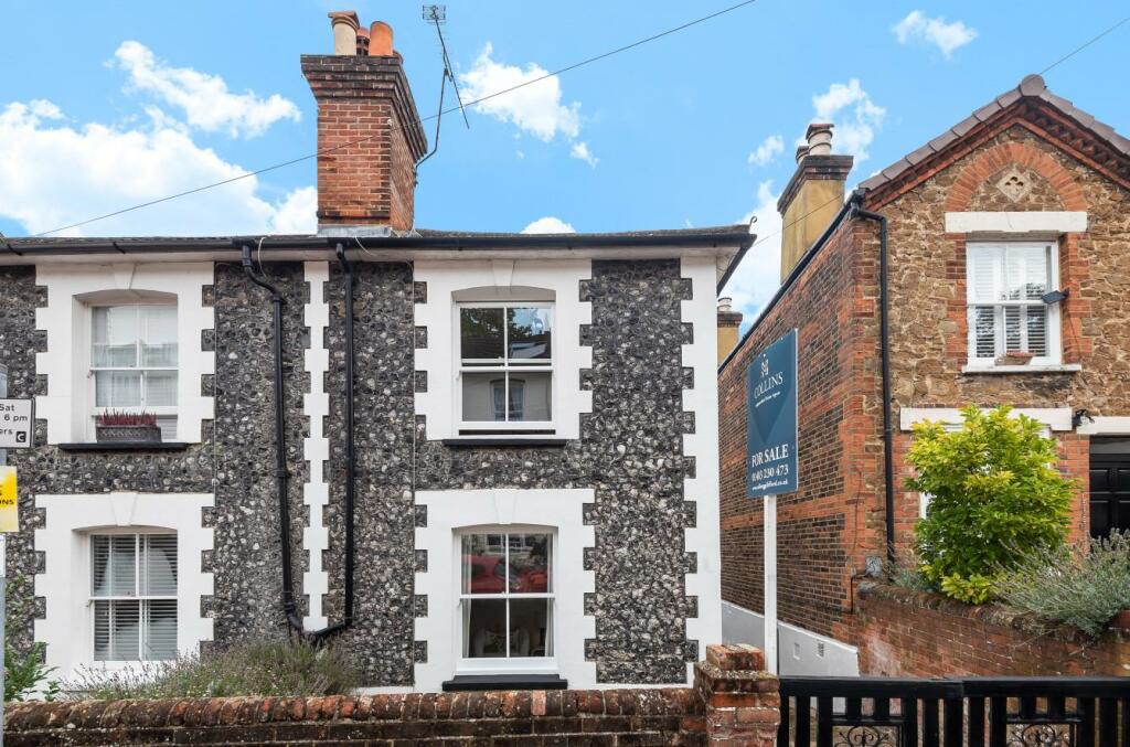 16 Addison Rd Front.jpg