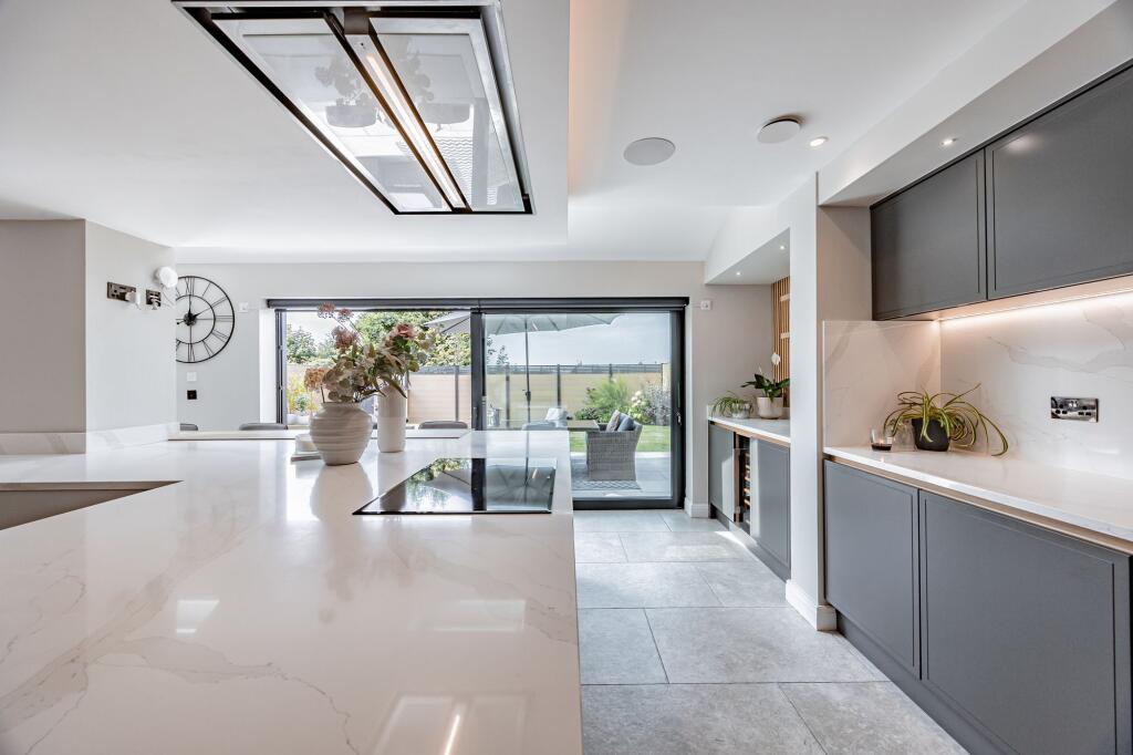 Lavender House, 1 Farriers Fold, Walmer Bridge, Preston, PR4 5DR