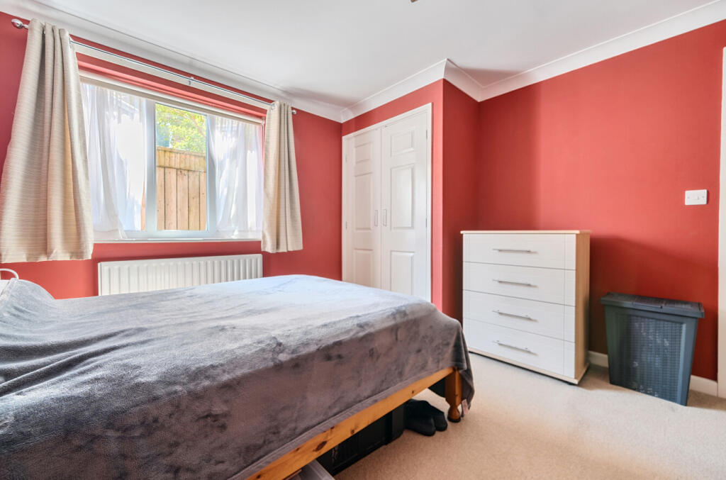 1324598-3-687a46f...