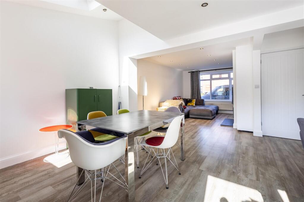 63  Green Glade  (5).jpg