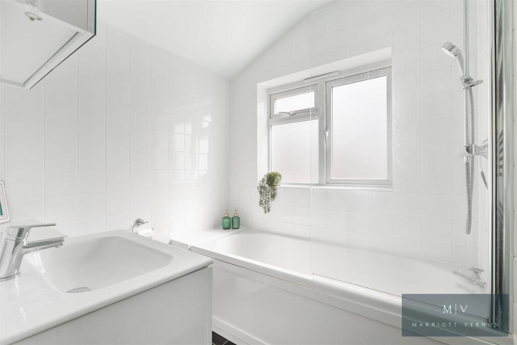 Fawcett Road 31 MV-1.jpg