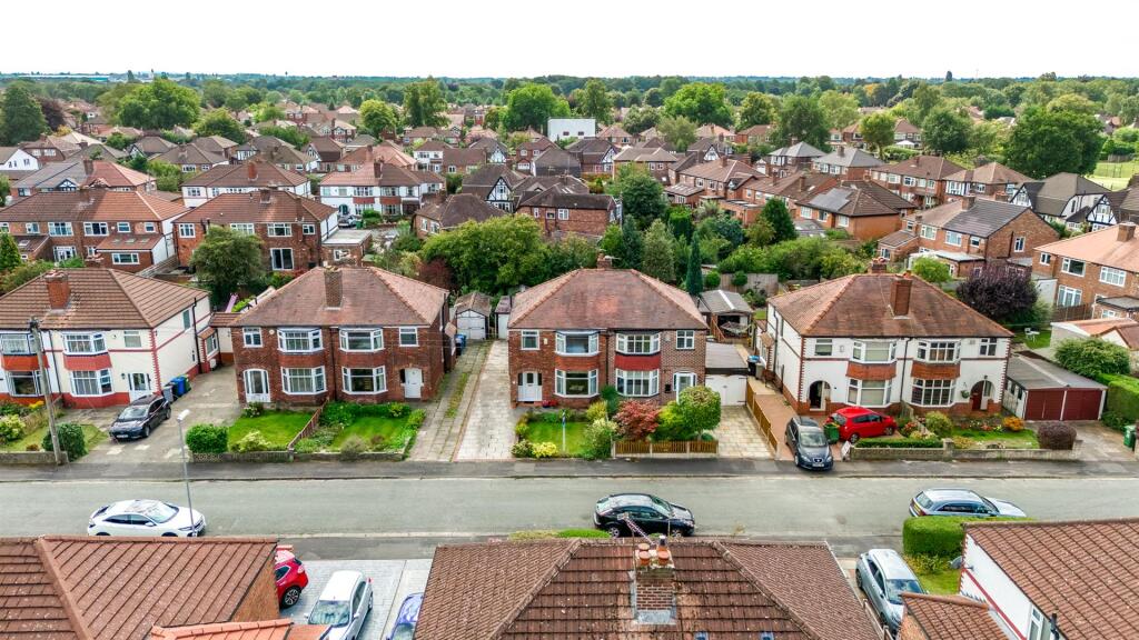 dji_fly_20250811_124416_0031_1754926056053_photo.j