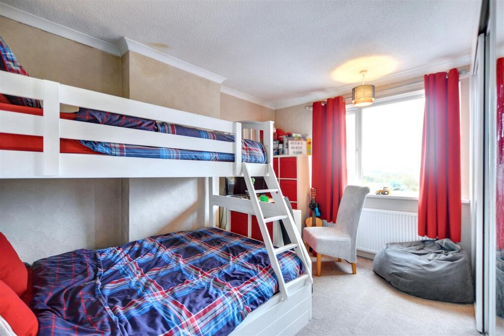 Bedroom 2_1.jpeg