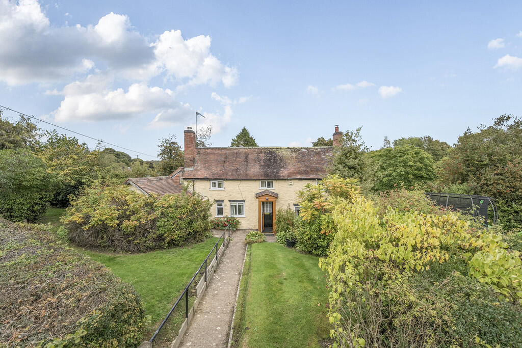 1358648-3-68d6b45...