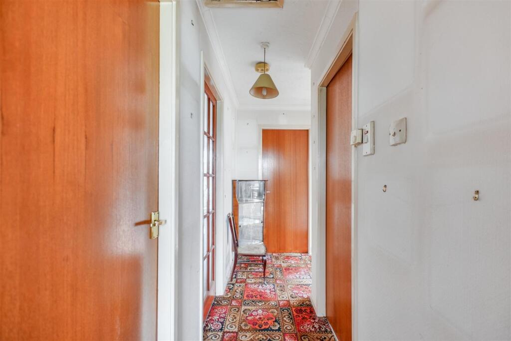 Entrance Hall_1.jpeg