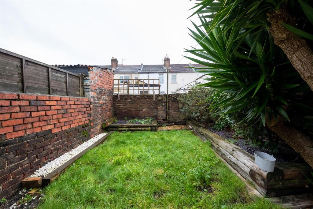 176 Newcome Road 20 6.jpg