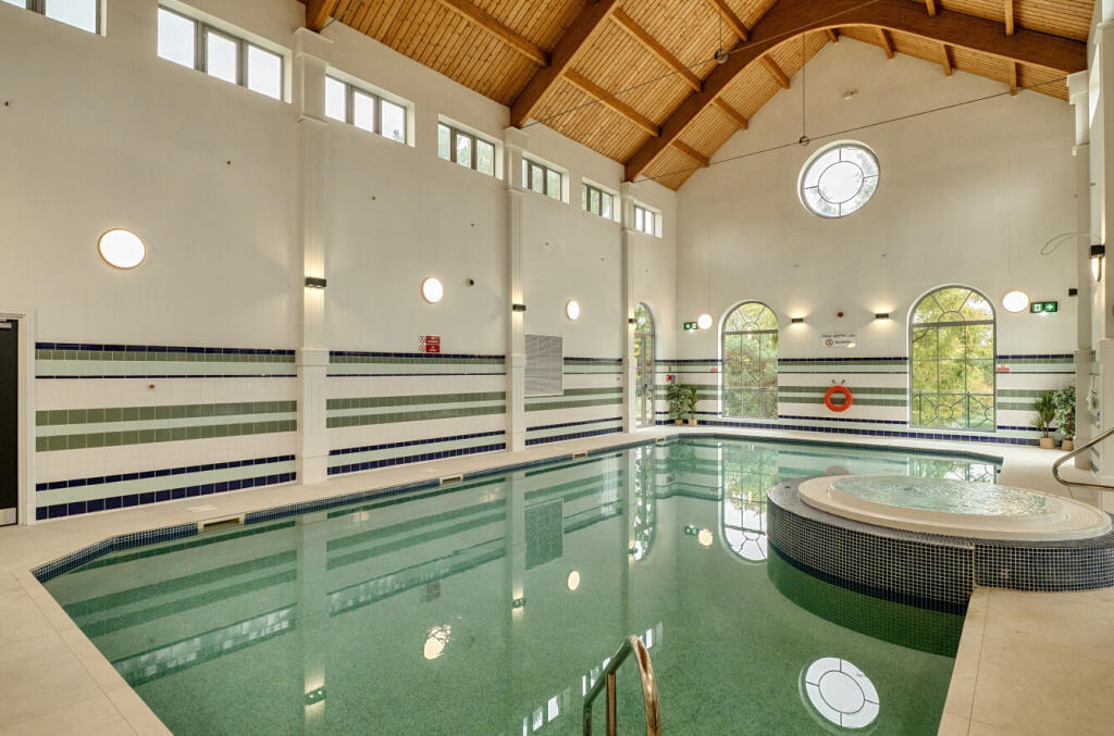 1365613-11-68f245...