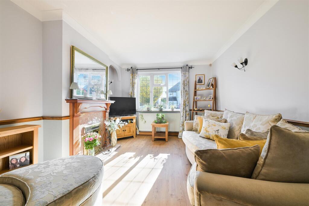 CHIPSTEAD WAY, 196- (1).jpg