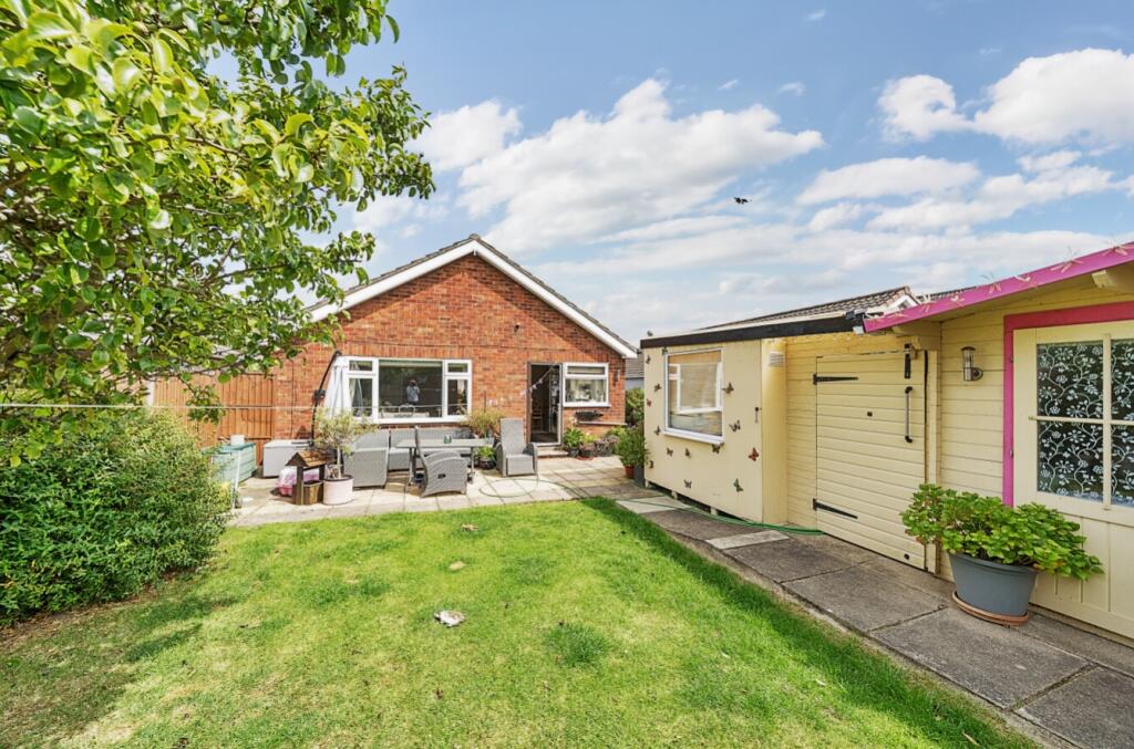 1306378-8-684ac94205ab4