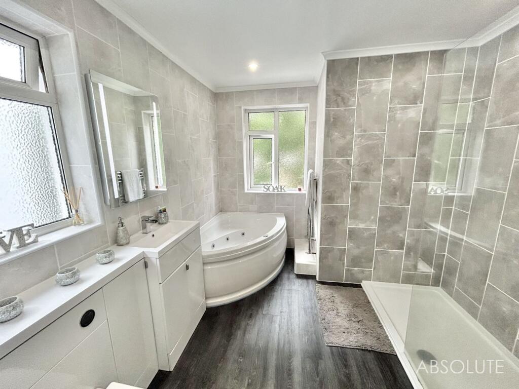 Bathroom/Shower room