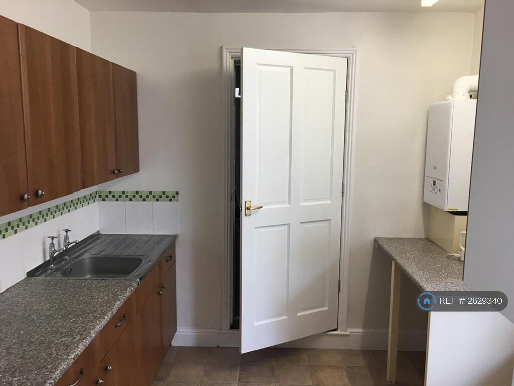Kitchen 1