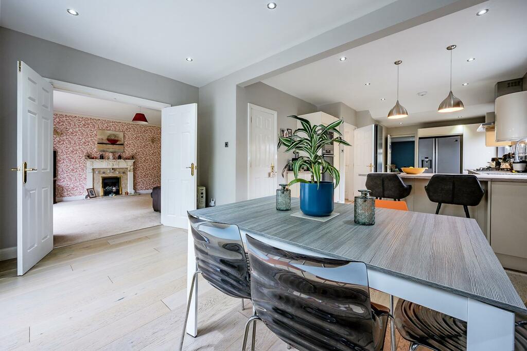 5HthrsdDickHthDa1s copy.jpg