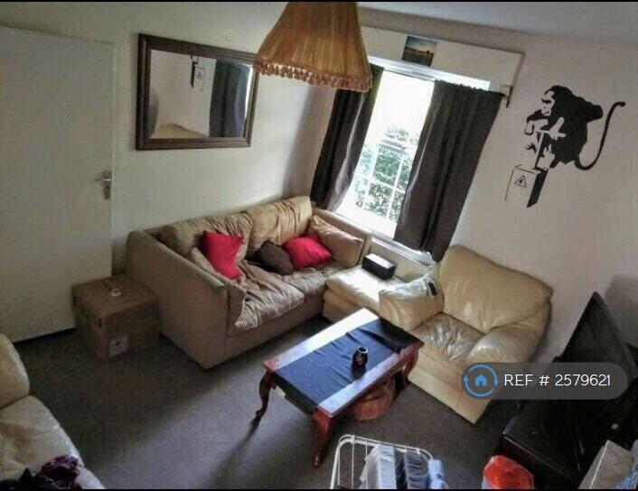 Lounge 2