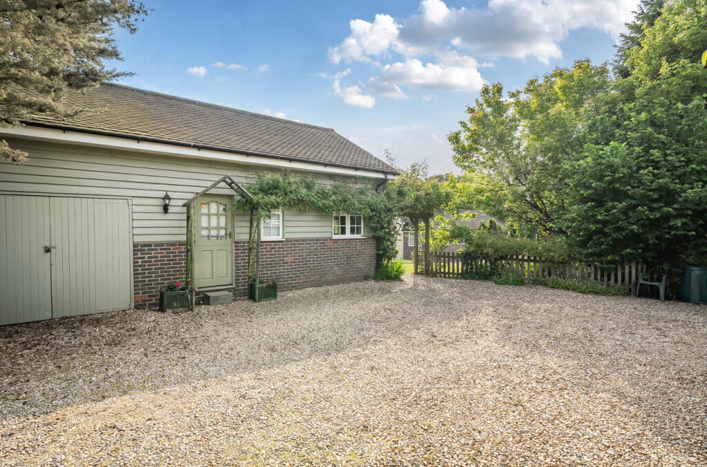 1296151-1-682f687...