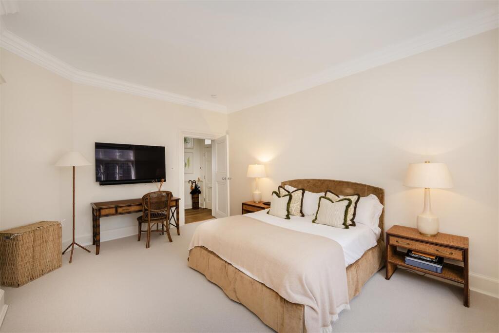 4 Walton House Hi-27.jpg