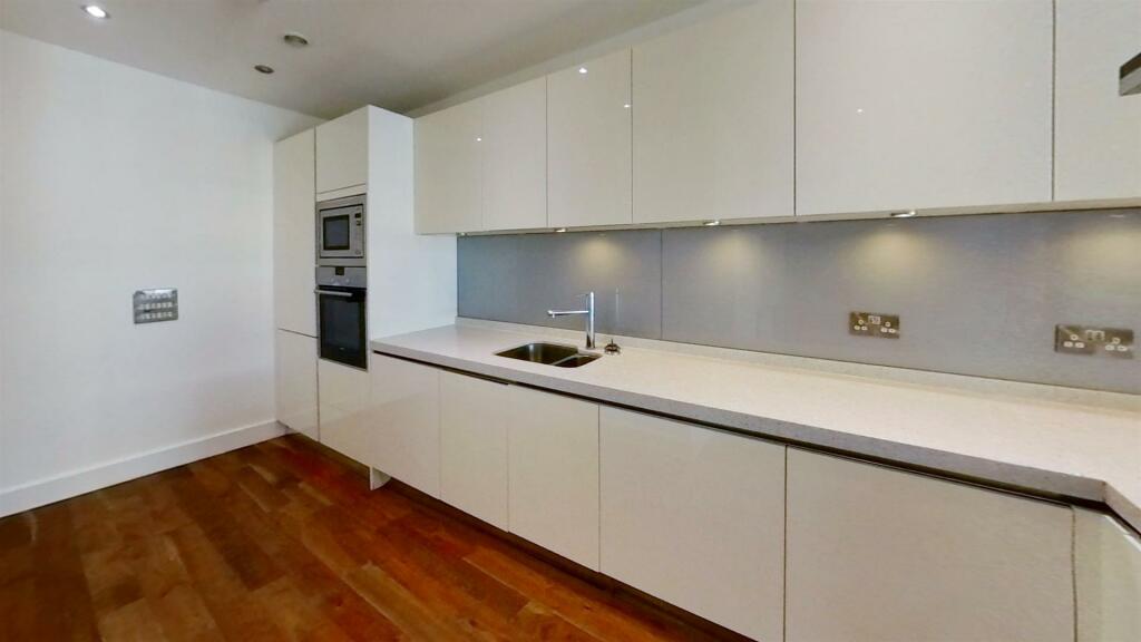 F5-Ivy-House-Kitchen.jpg
