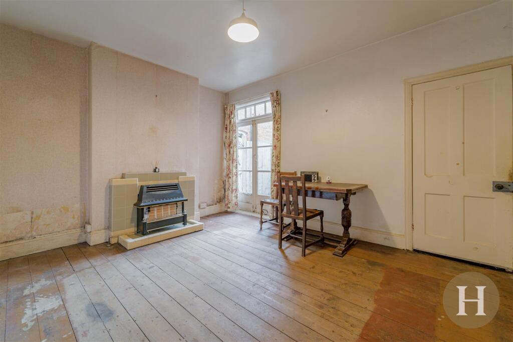 Hadleigh Estate Agents-5.jpg