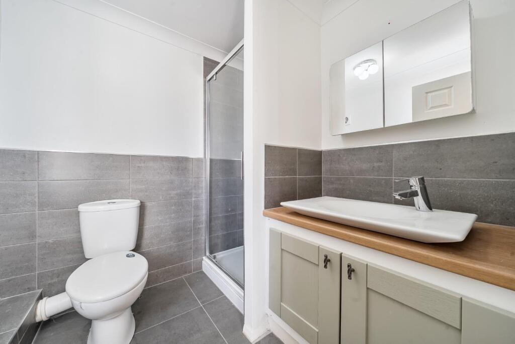 EN-SUITE.jpg