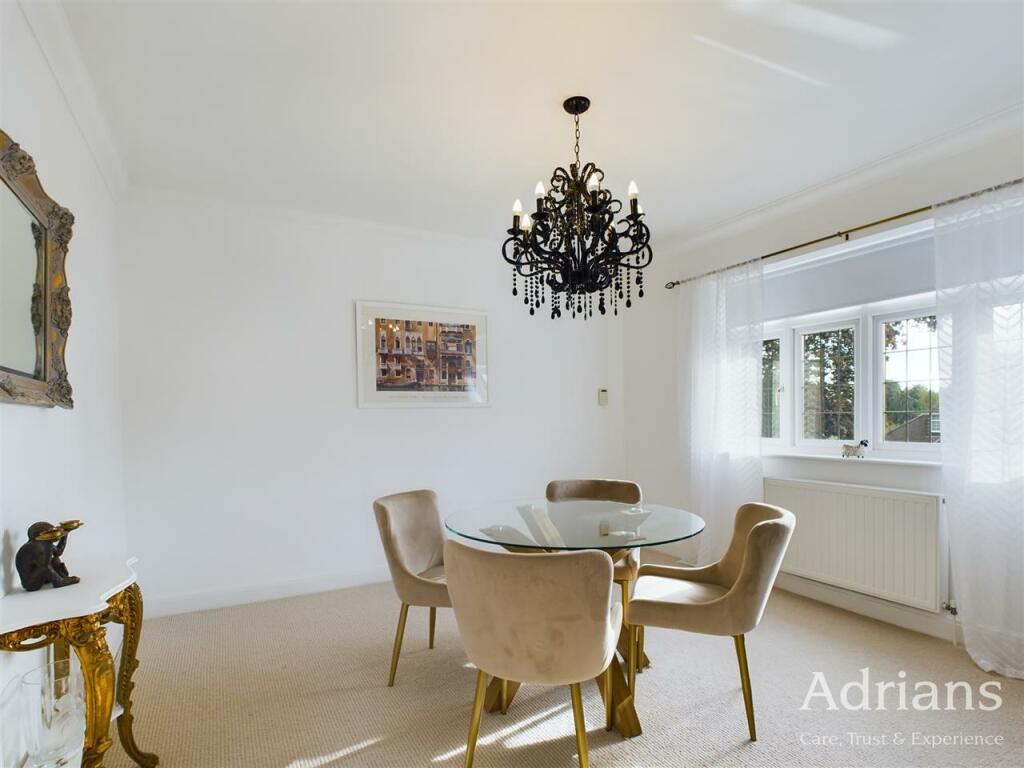 DINING ROOM /