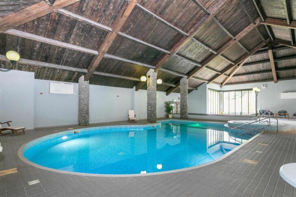 LEISURE COMPLEX