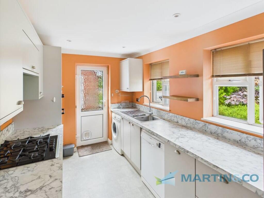 CAM02145G0-PR0068...