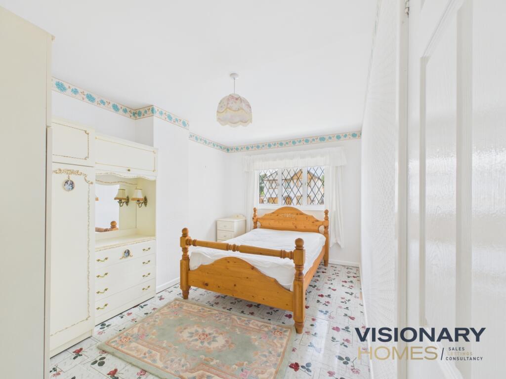 CAM03522G0-PR0210-STILL021