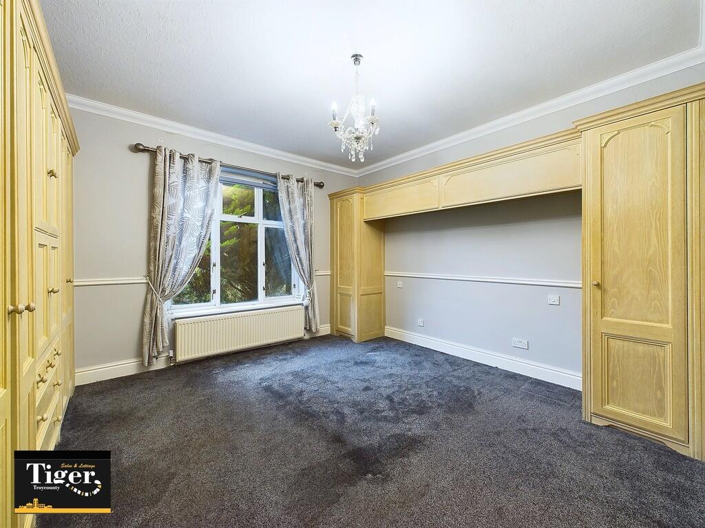 CAM03440G0-PR0242...