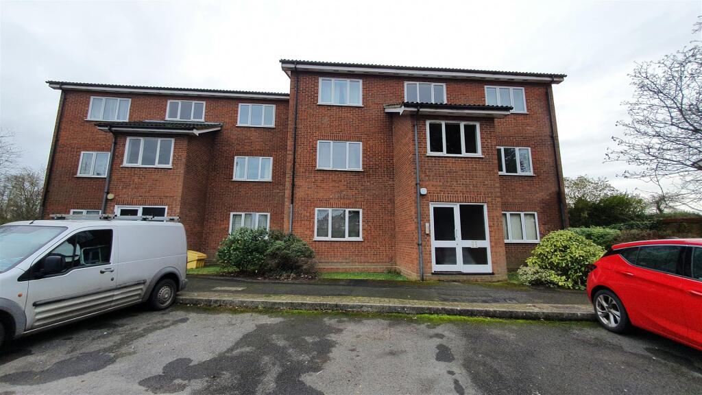 Wesley Drive, Egham