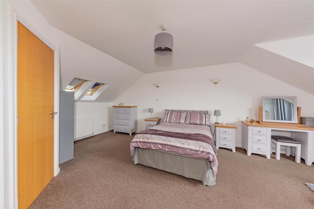 7 Constitution Court Dundee-2.JPG