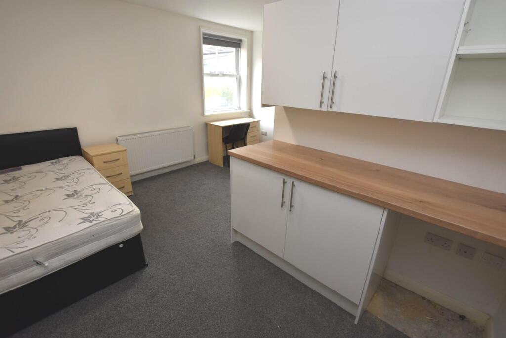 79 King Street, Leigh, WN7 4LJ