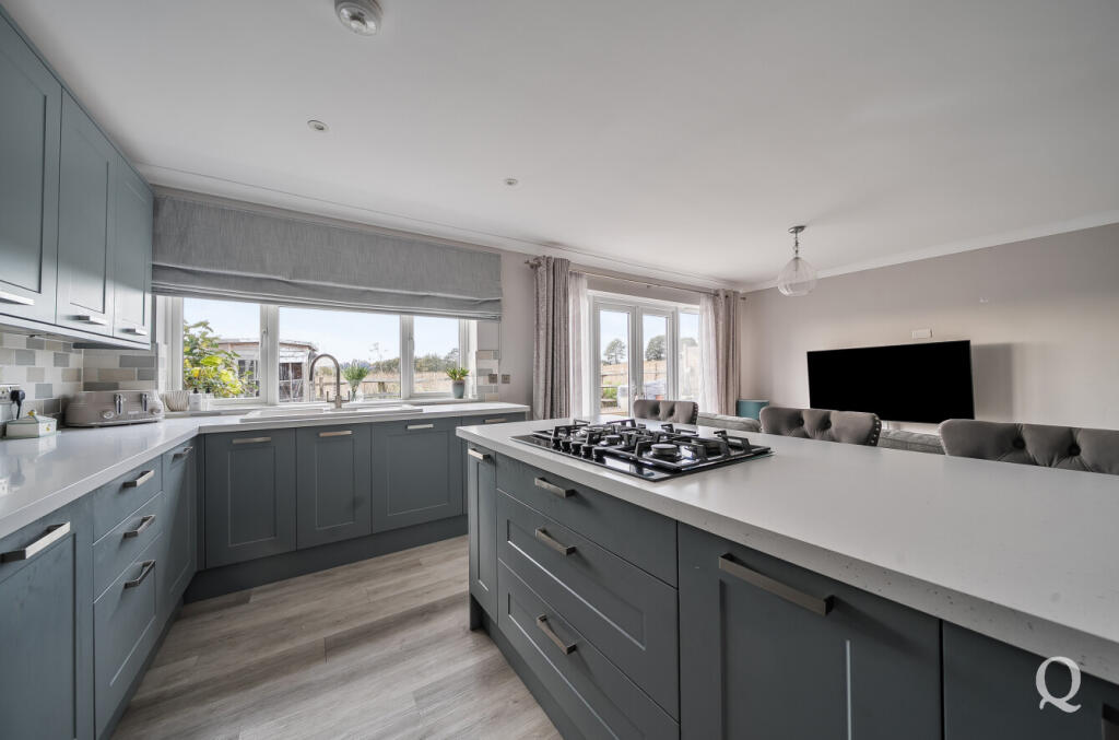 01e6c5f0-935d-4c7...