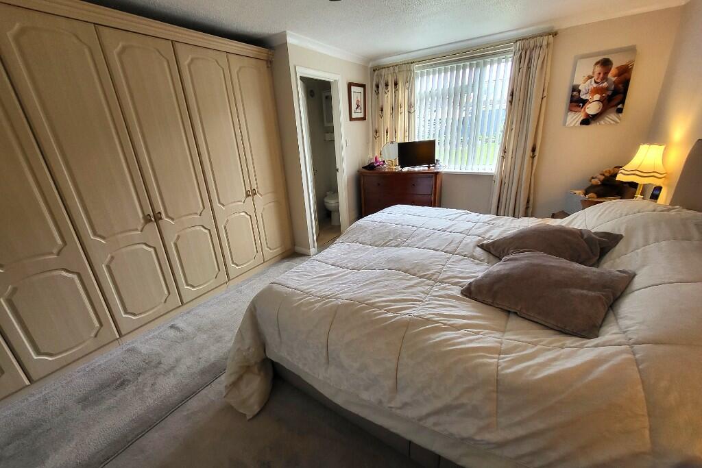 Bedroom One (2) 