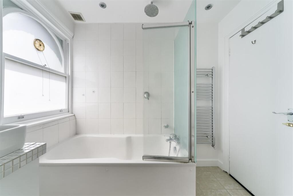 WERTER ROAD, 7 TOP FLAT-9.jpg