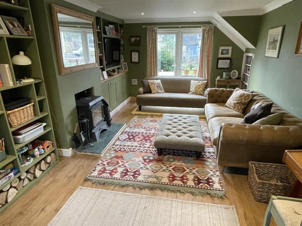 Sitting Room.JPG
